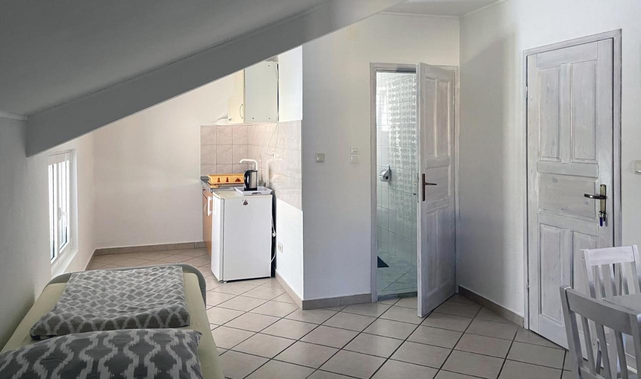 Apartment Anic Karlobag Εξωτερικό φωτογραφία